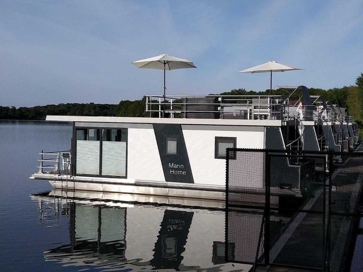 Hausboot Leukermeer Well * Well (Limburg)